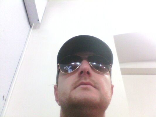  ,   Gio, 42 ,   