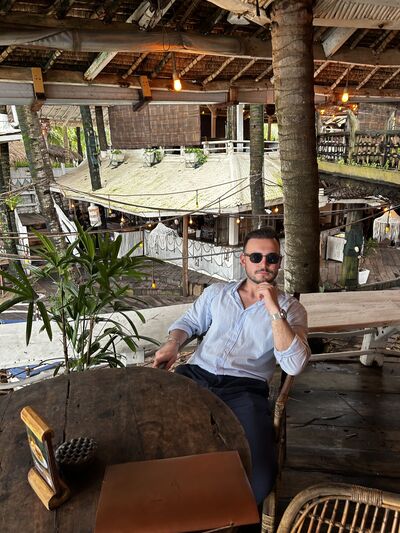  Tuzla,   Enes, 28 ,   ,   , c , 