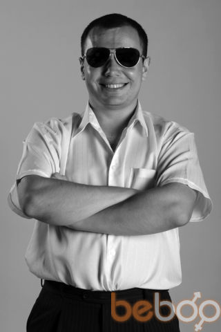  ,   Alex, 39 ,   