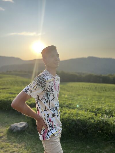  ,   , 28 ,   ,   