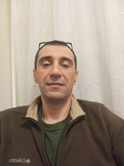  ,   Alex, 44 ,   ,   , c 