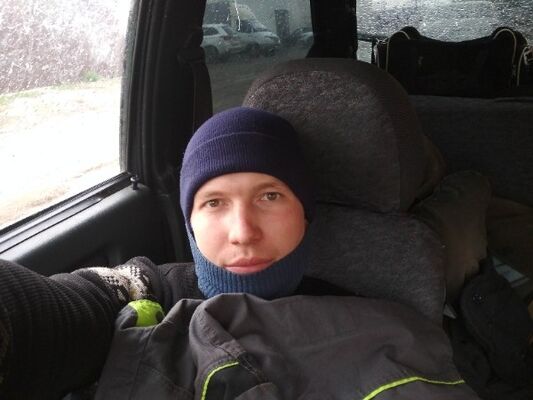 ,   Alexey, 32 ,   c , 
