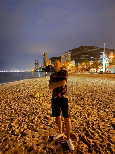  Praha,   Dmytro, 26 ,   ,   