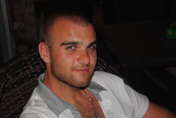  ,   Artyom, 36 ,   