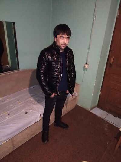  ,   Zakirjan, 37 ,  