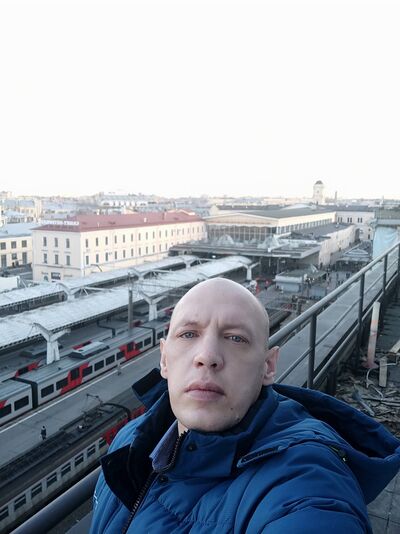  ,   Dmitry, 47 ,   c 