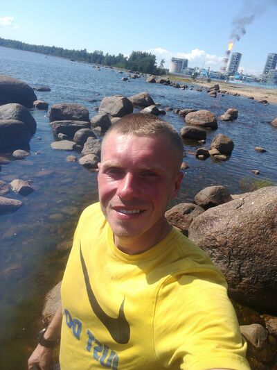  ,   Maxim, 38 ,   ,   