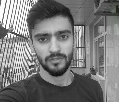  ,   Ali, 32 ,   