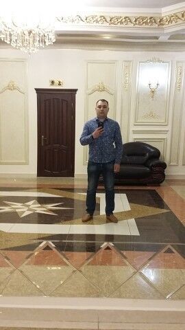  ,   Baron, 34 ,  
