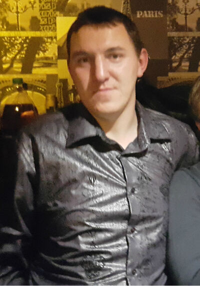  ,   Pasha, 43 ,  