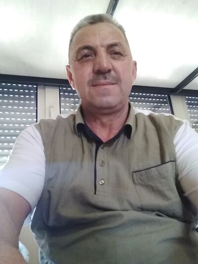  ,   Ziyad, 52 ,   ,   , c 