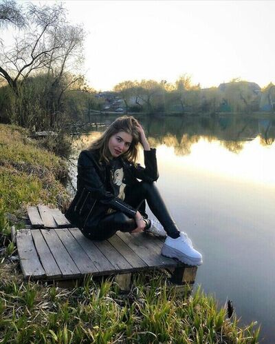  ,   Simona, 26 ,   ,   , c , 
