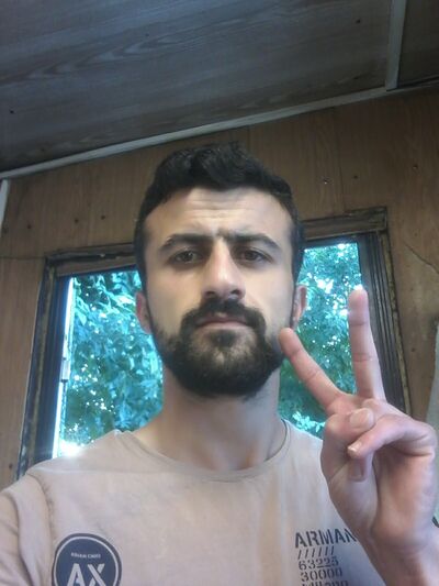  --,   Sabuhi, 32 ,   ,   