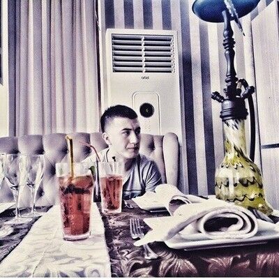  18289404  Azzizbek, 27 ,    