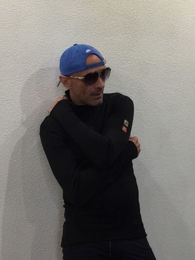 ,   Yuri, 53 ,   ,   , c 