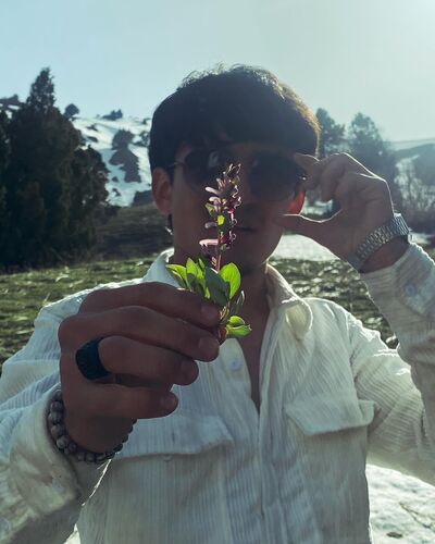  ,   KHAN, 1 ,   ,   