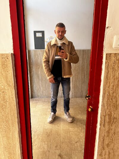  ,   Cvitozar, 31 ,   ,   