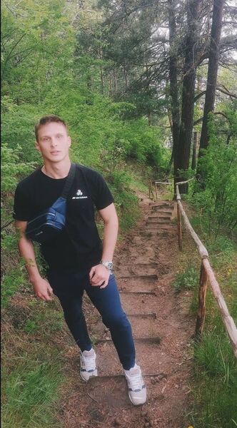  ,   Igor, 28 ,   ,   , c , 