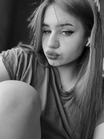  ,   Snezha, 25 ,   ,   