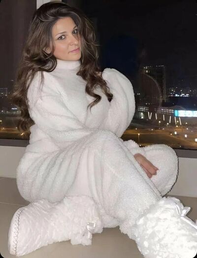  ,   Olga, 58 ,   c 