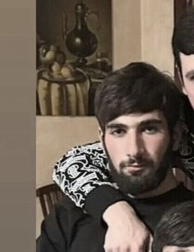  ,   Artur, 23 ,   ,   