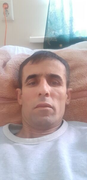  ,   Amir, 42 ,   ,   , c 