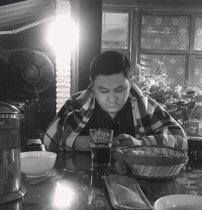  ,   Erlan, 42 ,   ,   , c 