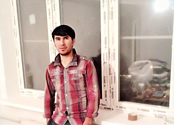  ,   Ilhom, 42 ,   ,   , c , 