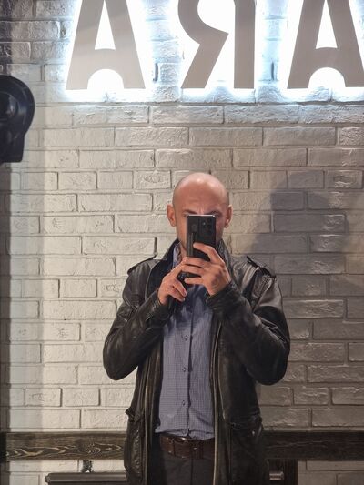  ,   Mikhail, 36 ,   ,   