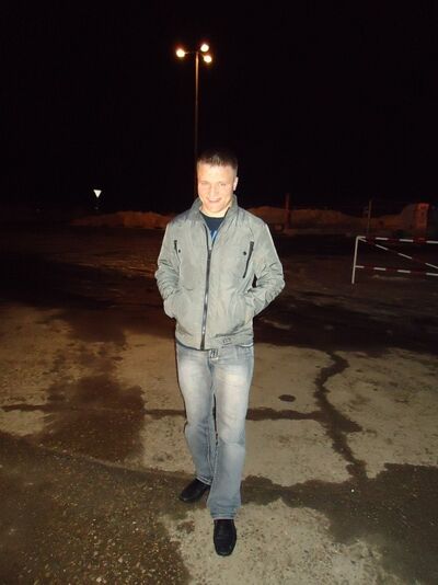 ,   Tomas, 38 ,   ,   