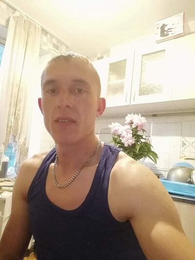  ,   Mihai, 37 ,   ,   