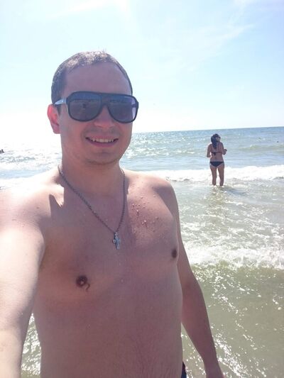  ,   Yaroslav, 32 ,   ,   , c 