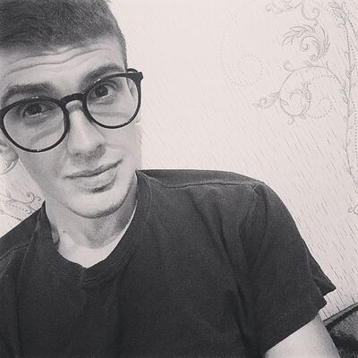  ,   Valentin, 28 ,   ,   , c 