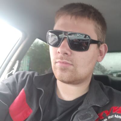  --,   Vladimir, 32 ,   ,   , c 