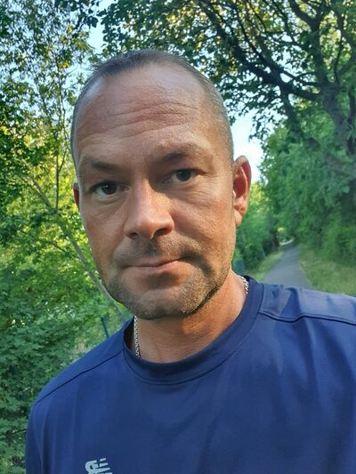  ,   Viktor, 45 ,   ,   , c 