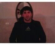 7701574  Artur, 40 ,    