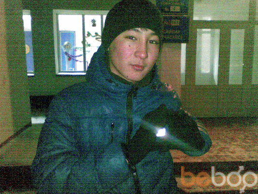  ,   Medet, 32 ,  