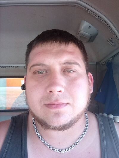  ,   Vitalii, 38 ,  