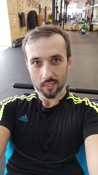  ,   Deonis, 40 ,     , c 