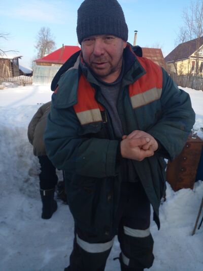  ,   Mikhail, 46 ,   ,   