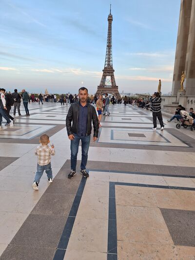  ,   Vadim, 37 ,   ,   