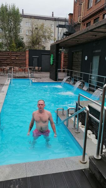  ,   Anton, 39 ,   ,   , c 