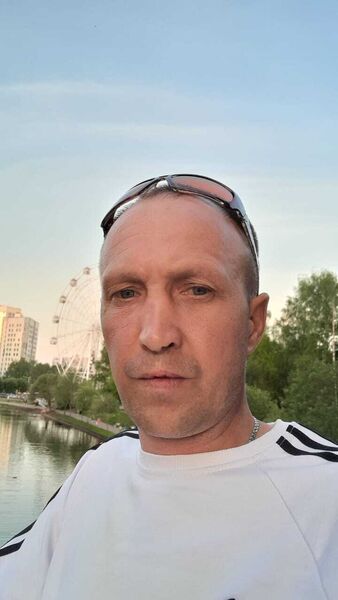  ,   YIRI, 43 ,     , c 