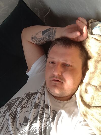  --,   , 32 ,  
