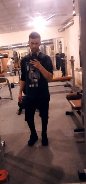  ,   Murod, 31 ,     