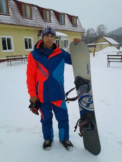  ,   Maks, 37 ,   