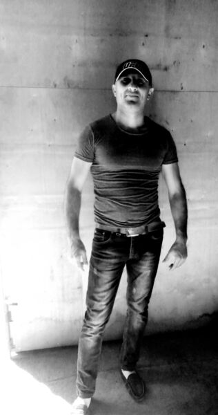 ,   Farhad, 47 ,     , c 