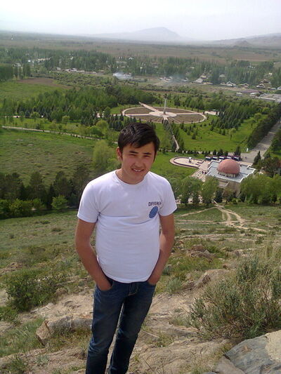  ,   Chyngyz, 31 ,   