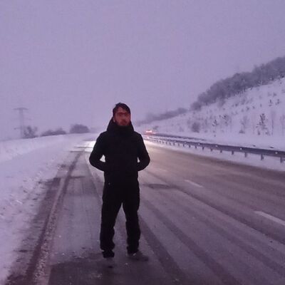  ,   Oybek, 31 ,   c 
