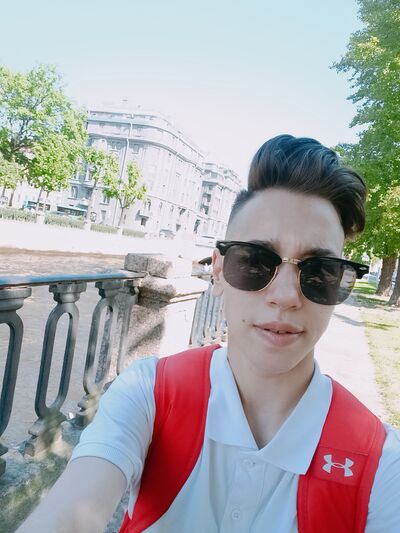  -,   Nadezhda, 26 ,     , c 